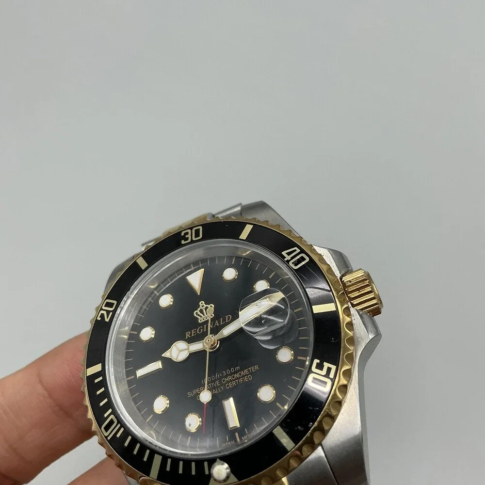 Reginald Mens Watch 42mm Black Dial Two Tone Diver Date New Battery 7.25
